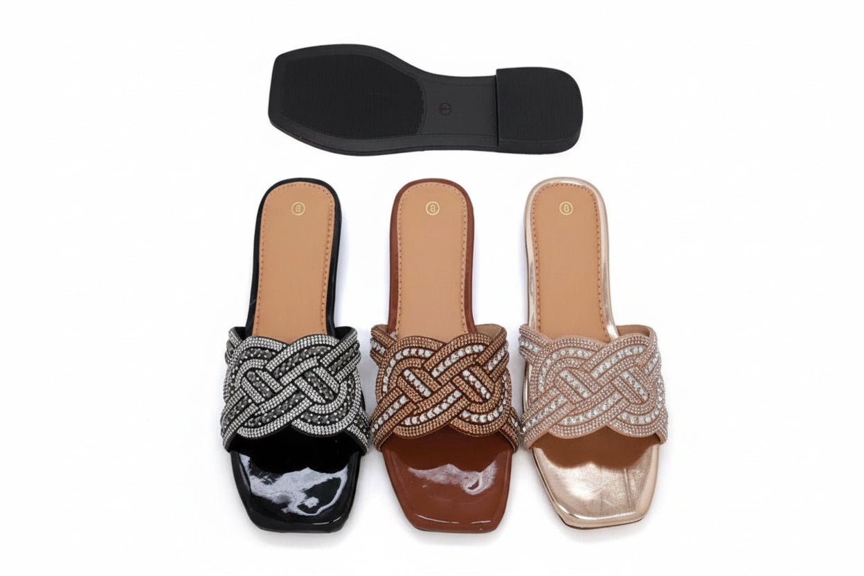 Women casual slippers